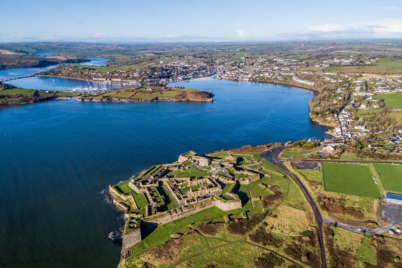 Four Winds,Kinsale Town,Exquisite Holiday Homes,Sleeps 26 Exterior foto