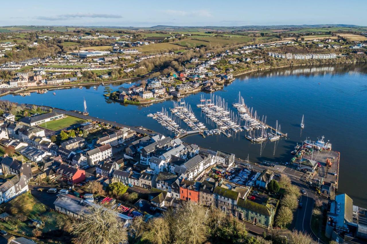Four Winds,Kinsale Town,Exquisite Holiday Homes,Sleeps 26 Exterior foto