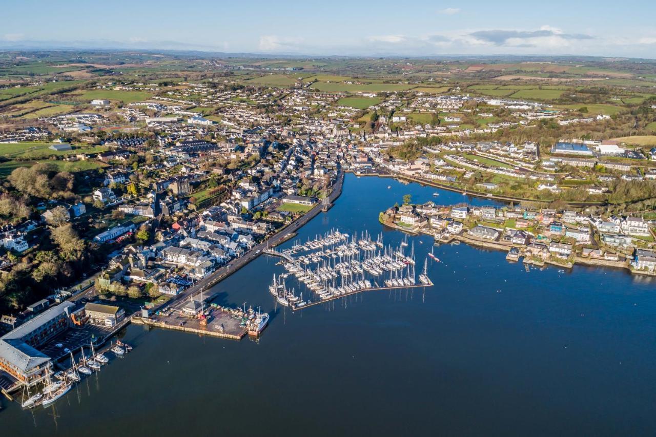Four Winds,Kinsale Town,Exquisite Holiday Homes,Sleeps 26 Exterior foto